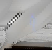 Brand New Fully Furnished Apartment near Macquarie Centre - Kawana Tourism