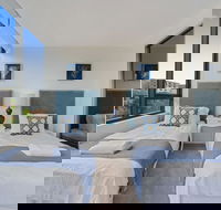 New Luxury Apartment Walking to Shops  Cinema - Kawana Tourism