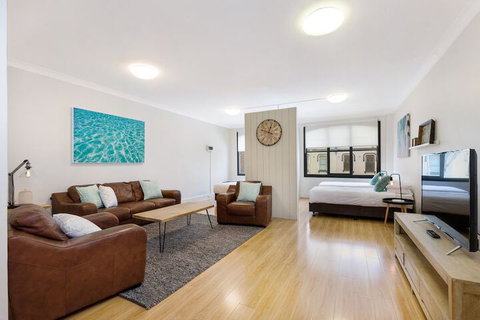 Ultimo Hackett Apartments - Kawana Tourism 6