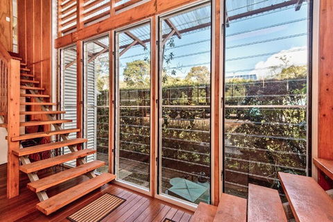 The Birdcage - Kawana Tourism 6