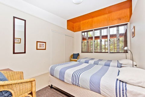The Birdcage - Kawana Tourism 1