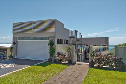 Tangalooma Sea Change - Kawana Tourism 1