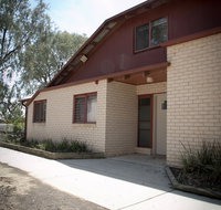 Unilodge at UC Short Stays - Kawana Tourism