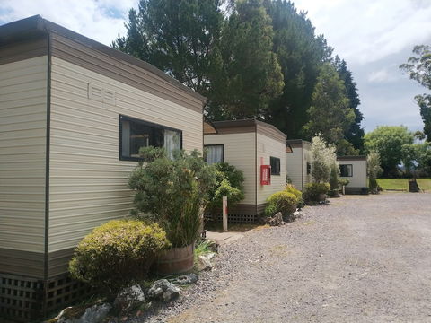 Zeehan Bush Camp - Kawana Tourism 2