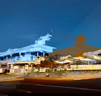 Tradewinds Hotel - Kawana Tourism