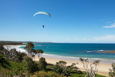 Seascape Beach House - Kawana Tourism 2
