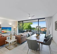 HomeHotel Ultra Luxurious 3 Bedroom Penthouse - Kawana Tourism