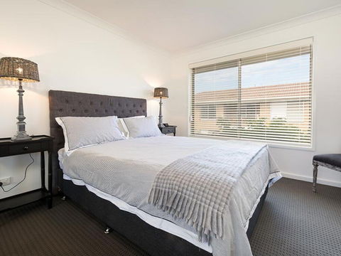 New York Dreamer Central & Sophisticated - Kawana Tourism 4