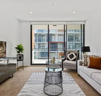 HomeHotel Waterside Luxury  New Residences - Kawana Tourism