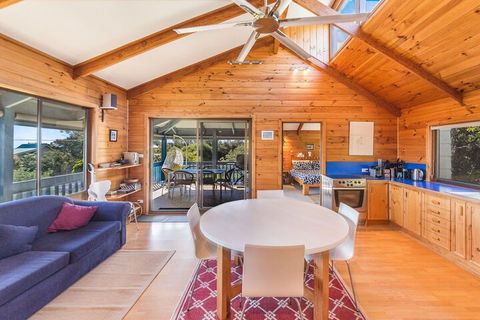 31 Elizabeth Crescent - Kawana Tourism 7