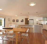 Hibiscus House Sawtell NSW - Kawana Tourism