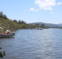 Waters Edge - Kawana Tourism