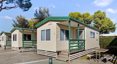 Gawler Caravan Park - Kawana Tourism 0