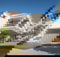 Woodland Retreat - Kawana Tourism