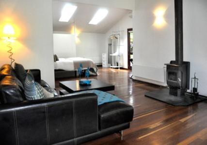 Chestnut Daylesford - Kawana Tourism 3