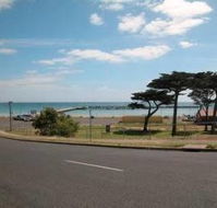 Portarlington Holiday Units  Pool - Kawana Tourism