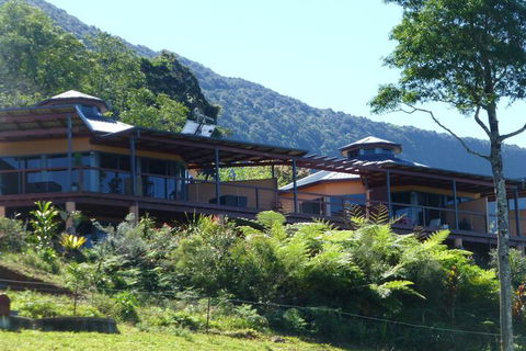 Ruah Rain Forest Retreat - Kawana Tourism 7