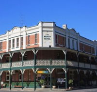 Neath Hotel - Kawana Tourism