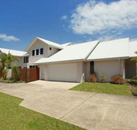 60 Beachway Parade Marcoola 500 BOND Linen supplied - Kawana Tourism