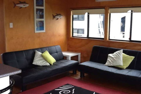 Boyds Bay Houseboat Holidays - Kawana Tourism 5