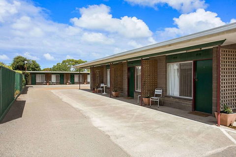 Econo Lodge Portland - Kawana Tourism 3