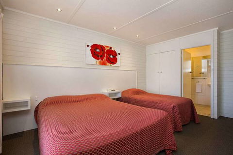 Econo Lodge Portland - Kawana Tourism 7