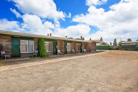 Econo Lodge Portland - Kawana Tourism 2