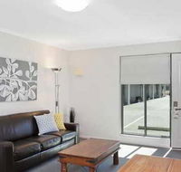 Comfort Inn Noahs in The Valley - Kawana Tourism