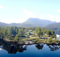 Tullah Lakeside Lodge - Kawana Tourism