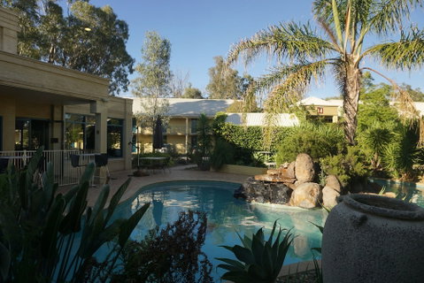 Madison Spa Motel - Adults Only - Kawana Tourism 4