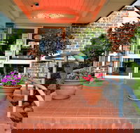 Grand Country Lodge Motel - Kawana Tourism