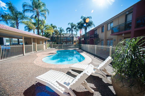 Ramada Hotel & Suites Sydney Cabramatta - Kawana Tourism 4