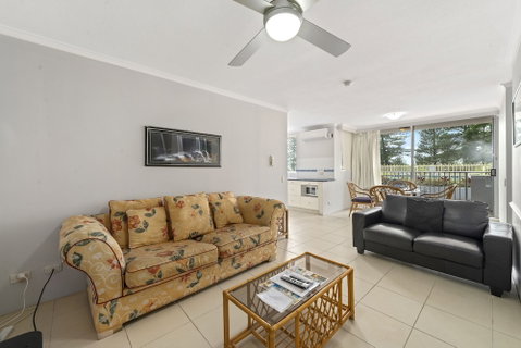 Sandpiper Apartments - Kawana Tourism 4