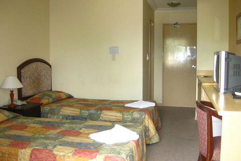 Sapphire Resort - Kawana Tourism 7