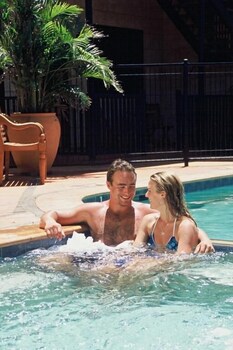 Blue Seas Resort - Kawana Tourism 5