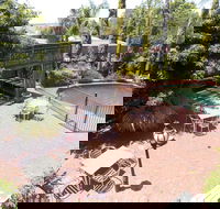 Bell Motel - Kawana Tourism