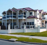 Lighthouse Keepers Inn - Kawana Tourism