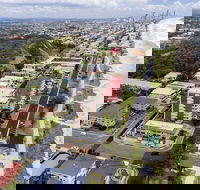 Miami Beachside Holiday Apartments - Kawana Tourism