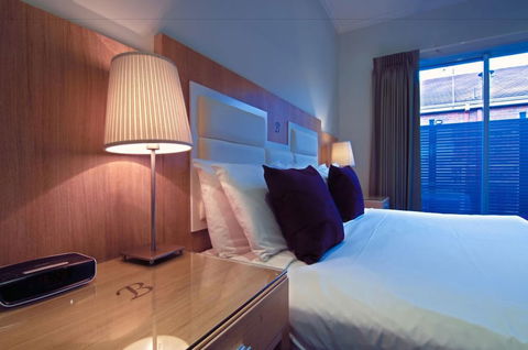 Brighton Serviced Apartments - Kawana Tourism 3
