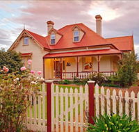 Cambridge House - Kawana Tourism