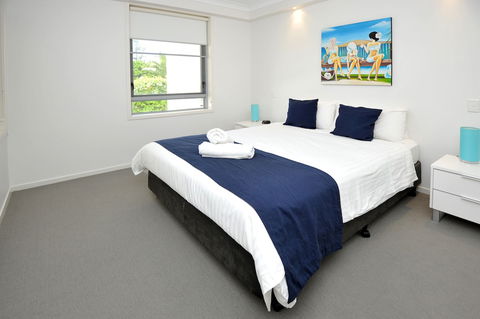 Pacific Marina Apartments - Kawana Tourism 6