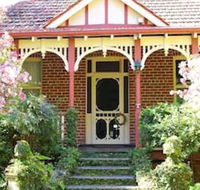 Fawkes House Country Spa Retreat - Kawana Tourism