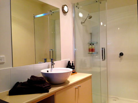 Arjuna Ridge Bed & Breakfast - Kawana Tourism 5