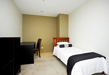 Astra Apartments - Docklands - Kawana Tourism 3