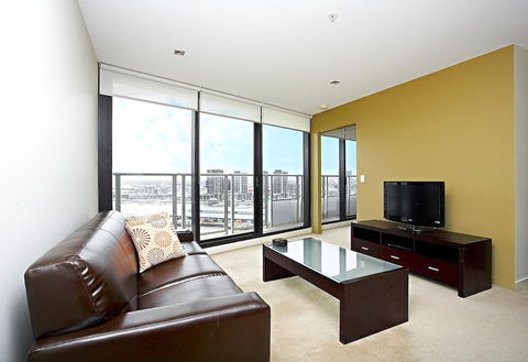 Astra Apartments - Docklands - Kawana Tourism 6