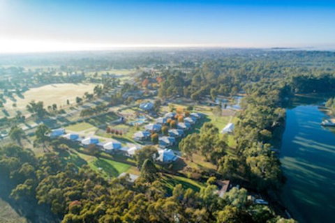 Tindarra Resort - Kawana Tourism 0