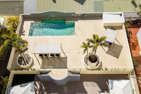 Jack & Newell Holiday Apartments - Kawana Tourism 2