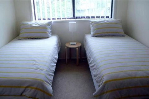 BARRELS At BOOMERANG - Kawana Tourism 3