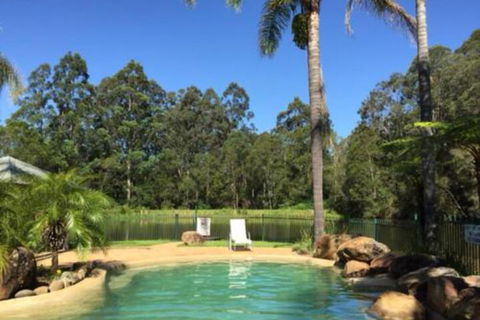 Grand View Holiday Home - Kawana Tourism 4
