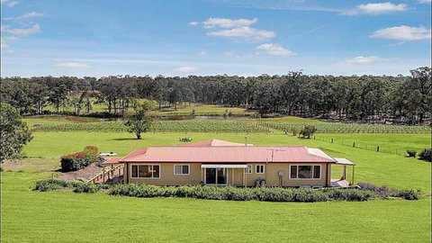 Villa Siena - Kawana Tourism 5